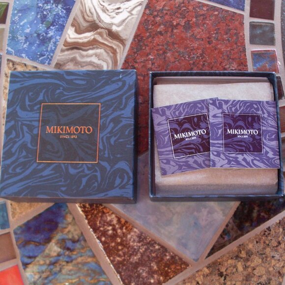 Mikimoto Pearl & MOP Cufflinks - 18K YG - Original Gift Box - Looks New - Picture 3 of 12